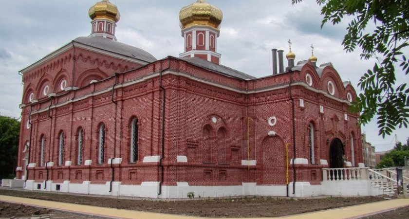 Рязанская мэрия передала в собственность РПЦ здание библиотеки