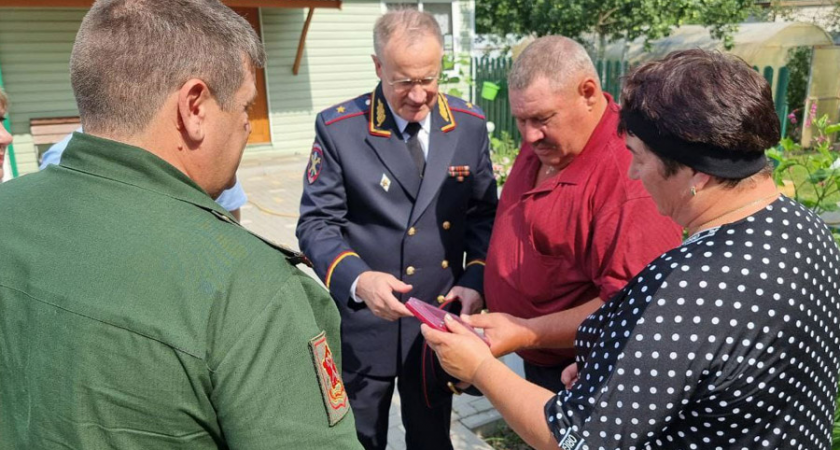 В Спасском районе семье погибшего военнослужащего отдали орден Мужества