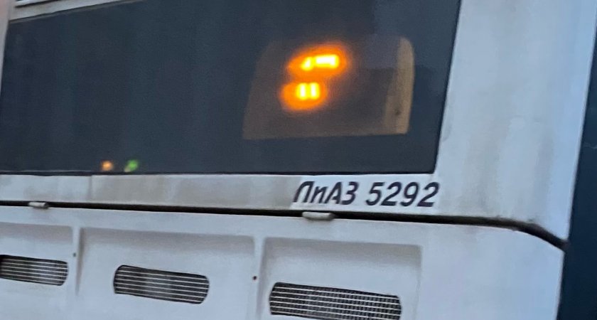 В Рязани водитель автобуса удерживал пассажиров в салоне