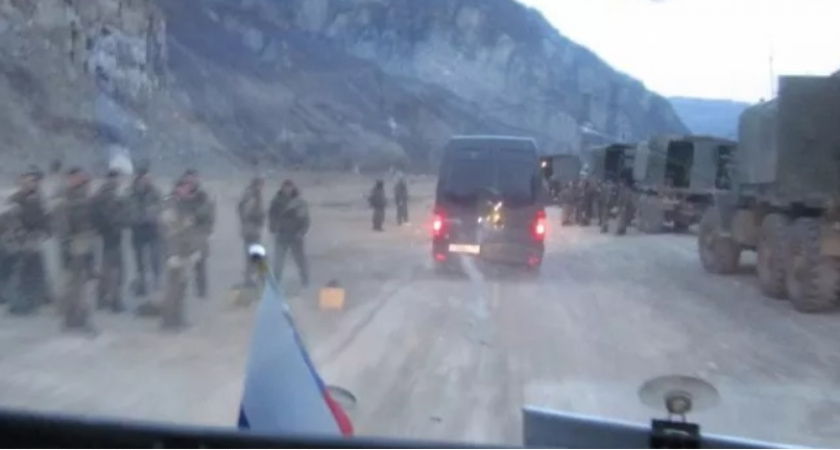 Размещено видео с рязанскими десантниками, отражающими атаки врага под Бахмутом