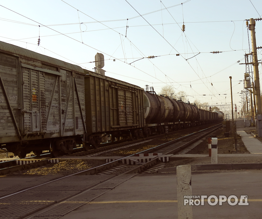 В Рязанской области под поездом погиб мужчина - подробности трагедии