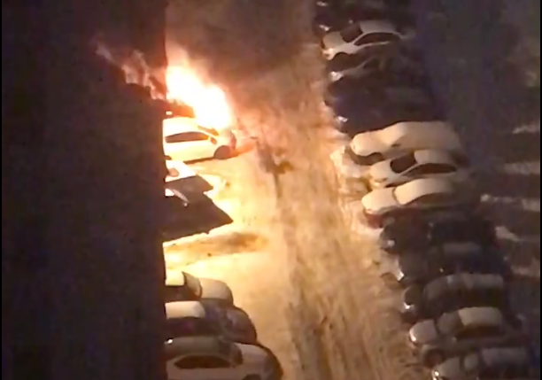 Под Рязанью ночью сгорело три автомобиля
