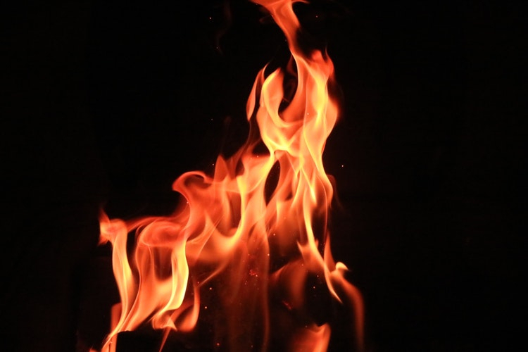 В Рязанской области сгорел дом, два человека погибли