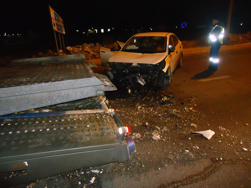 В Рыбновском районе на трассе М5 «Урал» таксист врезался в автовоз