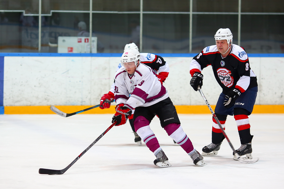 В Рязани состоялось торжественное закрытие отборочного этапа Ночной хоккейной лиги
