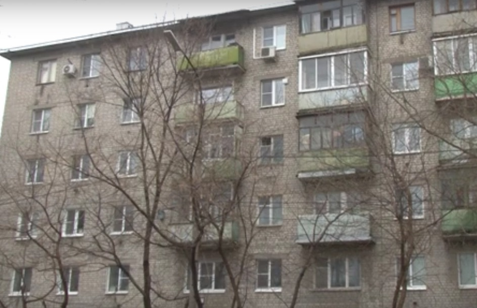 В Рязани 16-летний юноша выпал из окна