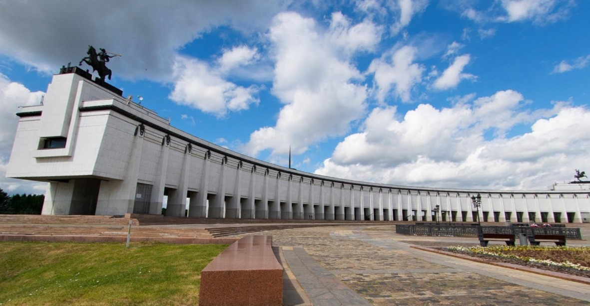 Рязанцев пригласили совершить виртуальную прогулку по Московскому музею Победы