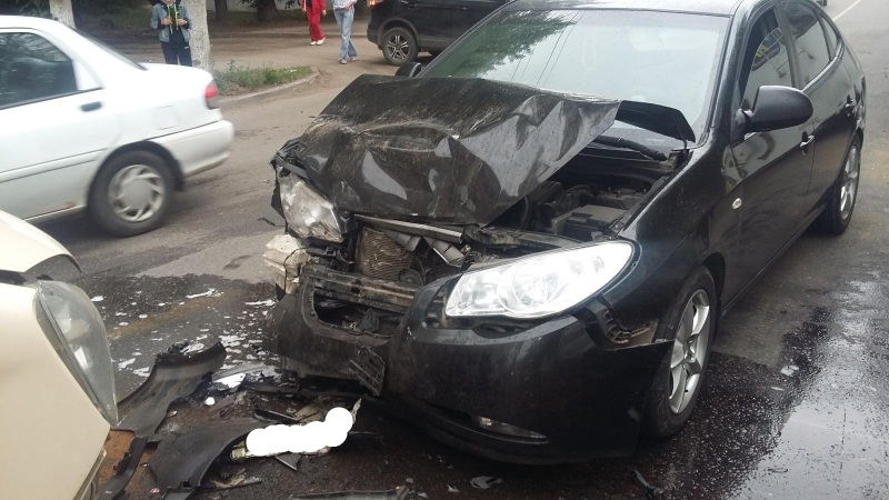 Nissan Qashqai устроил массовую аварию с тремя пострадавшими в Рязани