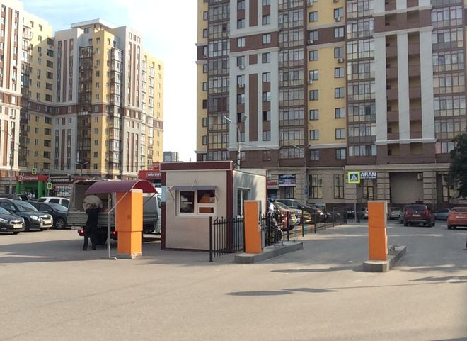 Платная парковка у вокзала "Рязань-1" временно превратилась в бесплатную