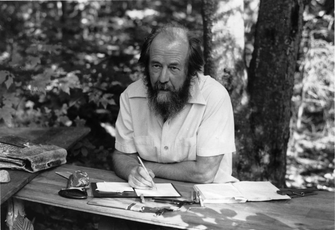 Авторская колонка: «В открывшемся музее мало информации о жизни Солженицына в Рязани»