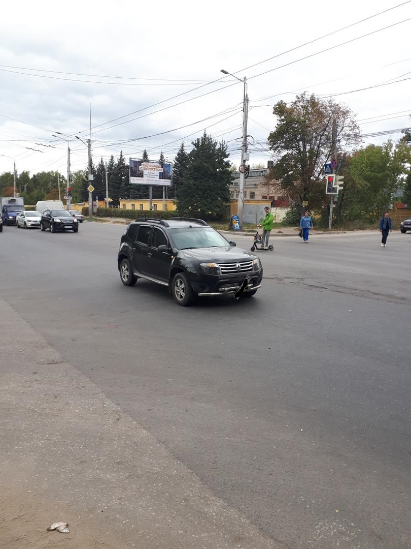 На Московском шоссе мужчина попал под колеса внедорожника