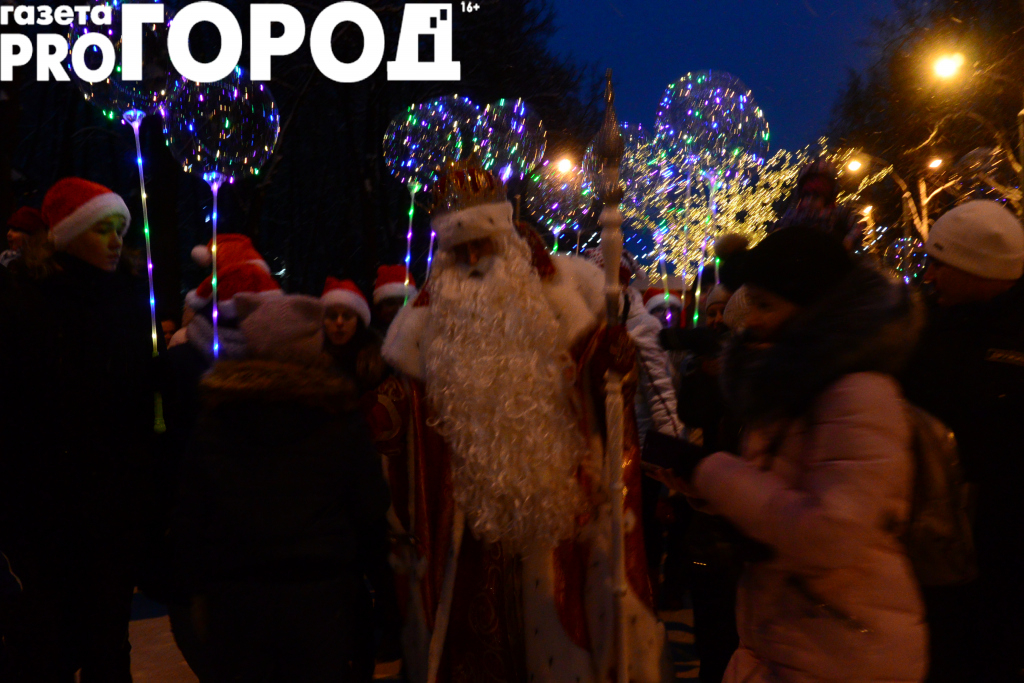 Сорокина рассказала рязанцам, когда зажгут елку на площади Ленина