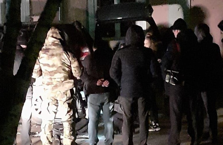 Соцсети: в центре Рязани задержали группировку фальшивомонетчиков