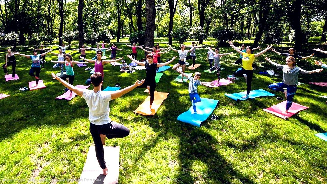 “Вдох глубокий, руки шире!”: в ЦПКиО будут проводить бесплатные тренировки по йоге
