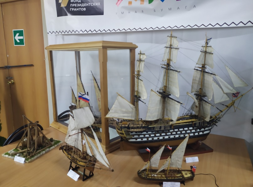 Корабль на ладони: для рязанцев открылась выставка миниатюр военной техники