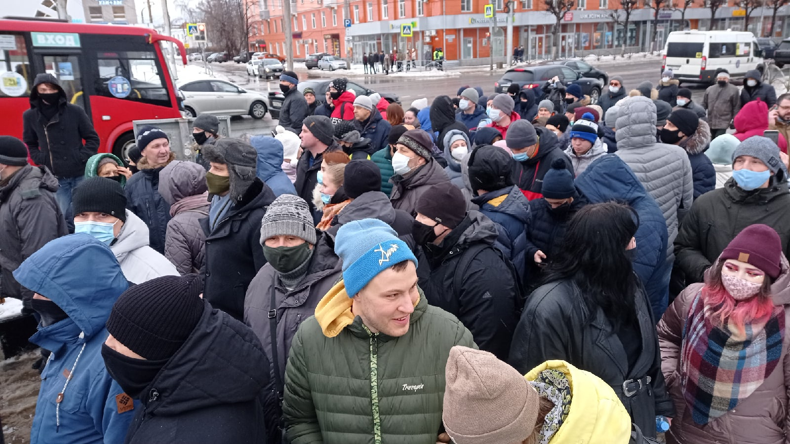Митинги в Рязани: протестующих не пускают на площадь Ленина