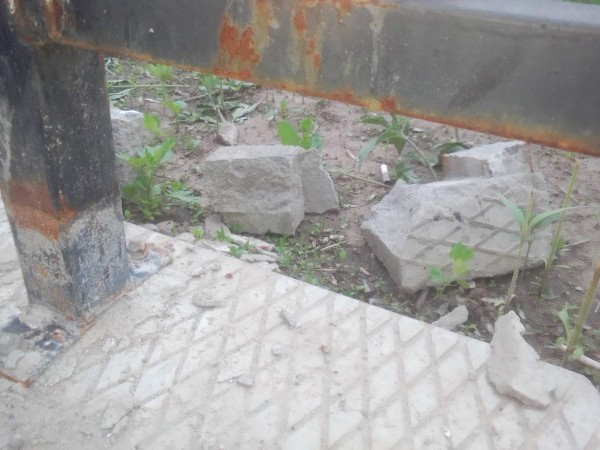 Народный контроль: на Мехзавода вандалы ломают ограду мостика