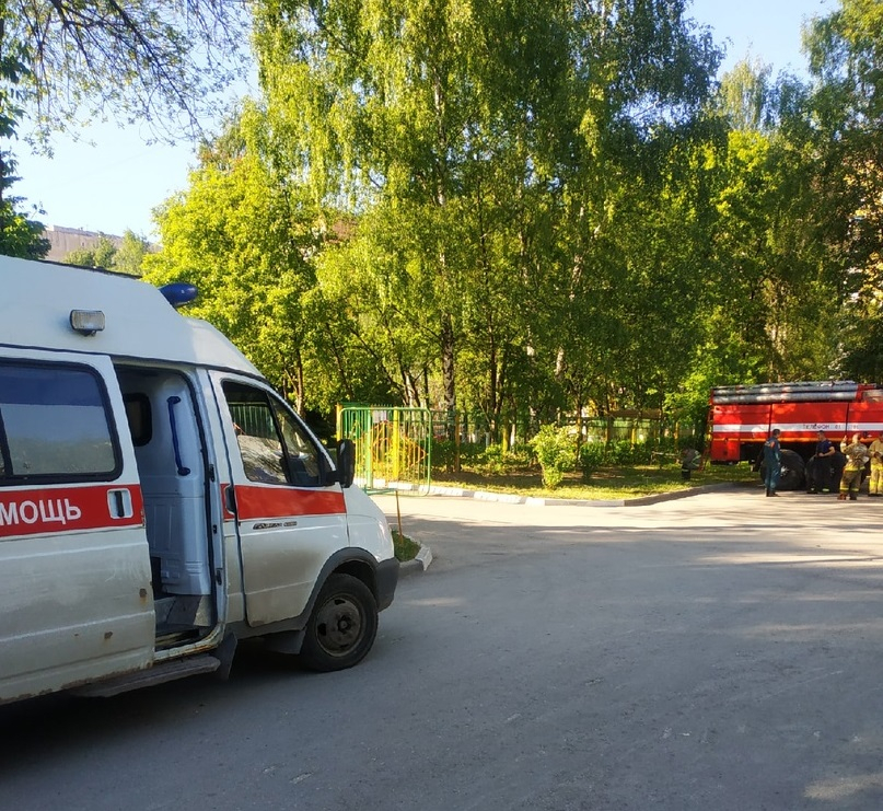 Подробности выясняются: в Рязани эвакуировали 15 детских садиков