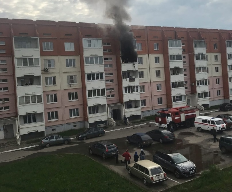 Без пострадавших: в Сасове полностью выгорела квартира