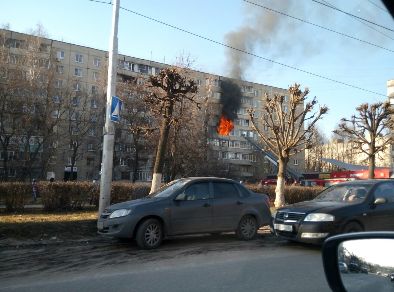 Пожар в микрорайоне Канищево - погибло 2 человека