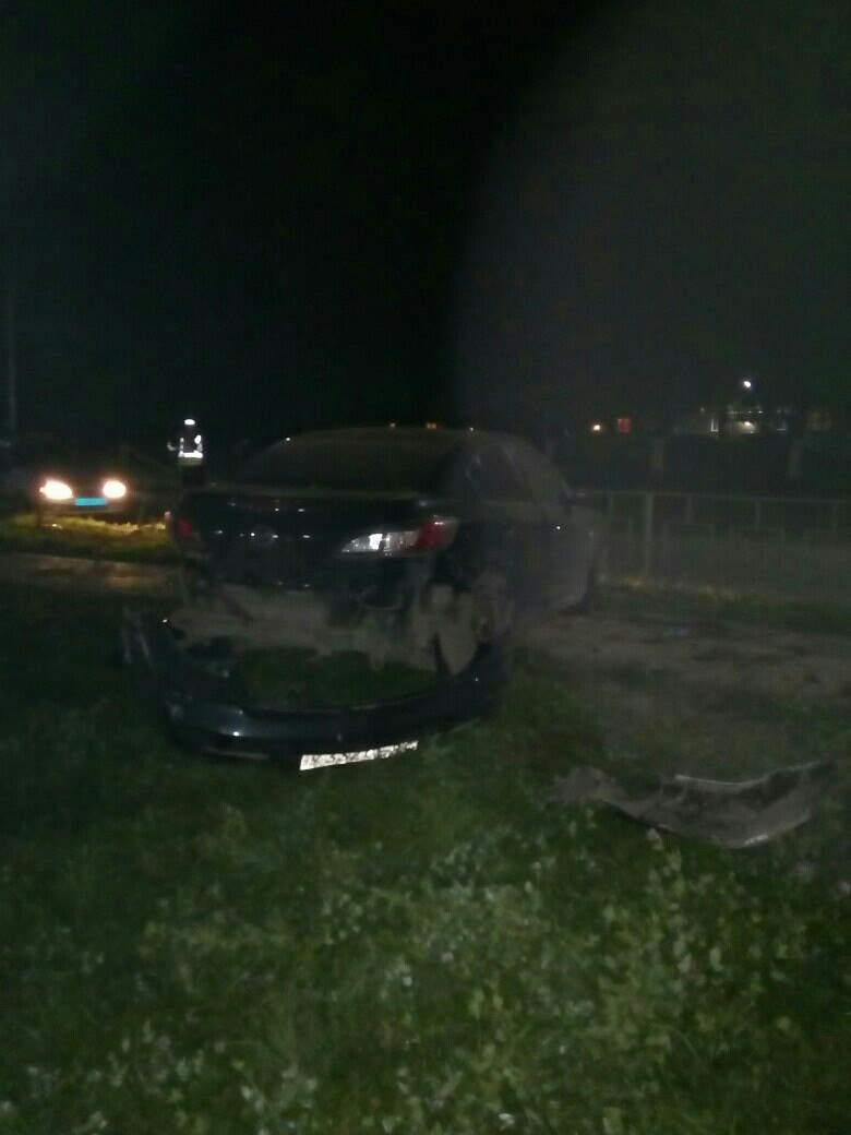ДТП в Дашково-Песочне - автомобиль вылетел на тротуар