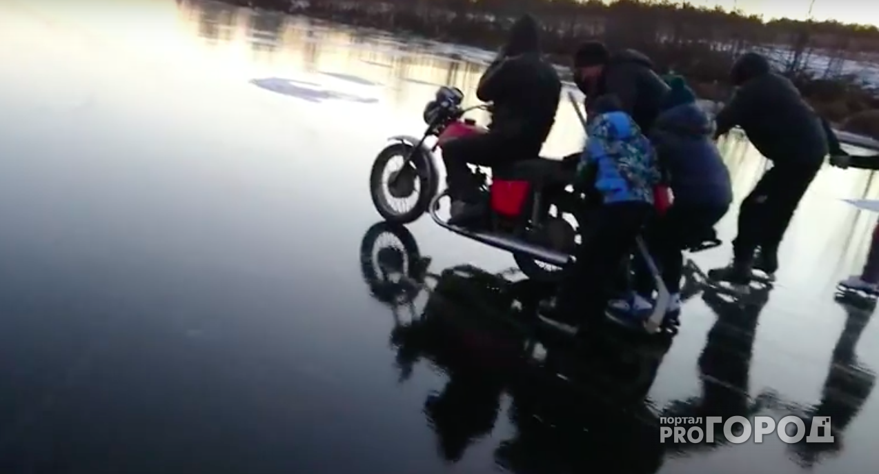 По озеру в Касимовском районе "гоняют" дрифтеры и любители коньков