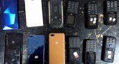 В рязанскую ИК №3 пытались пронести 12 мобильных телефонов