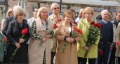 Рязанцы возложили цветы к памятнику Надежды Чумаковой