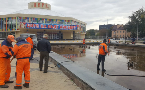 В Рязани завершился сезон фонтанов: коммунальщики закрывают их на зиму