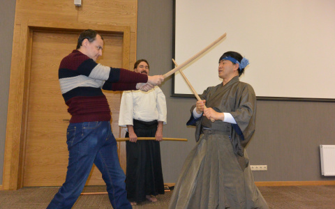 Японский мастер показал рязанцам, как владеть самурайским мечом
