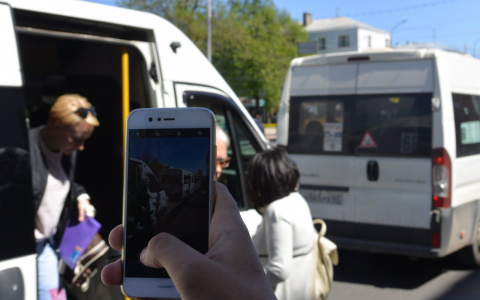«Приходят совсем не те автобусы»: горожане жалуются на работу информационного табло