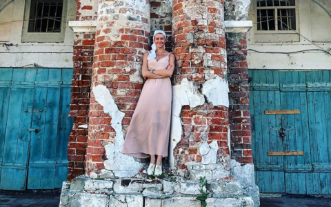 Российская актриса Любовь Толкалина восхитилась Касимовскими руинами