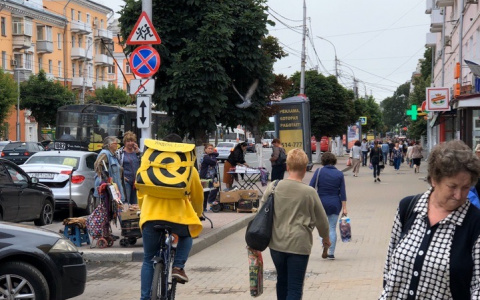 В мэрии решили бороться с разномастными вывесками в Рязани: вводится дизайн-код города