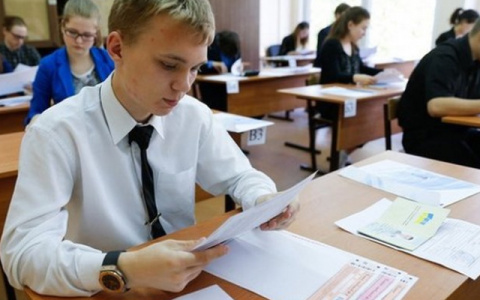 Один в поле воин: тест по русскому языку на дополнительном этапе ЕГЭ пишет единственный выпускник