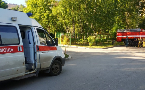 Подробности выясняются: в Рязани эвакуировали 15 детских садиков