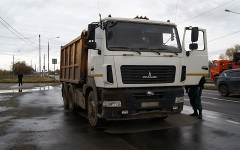 В Рязани задержали грузовик с "левыми" номерами